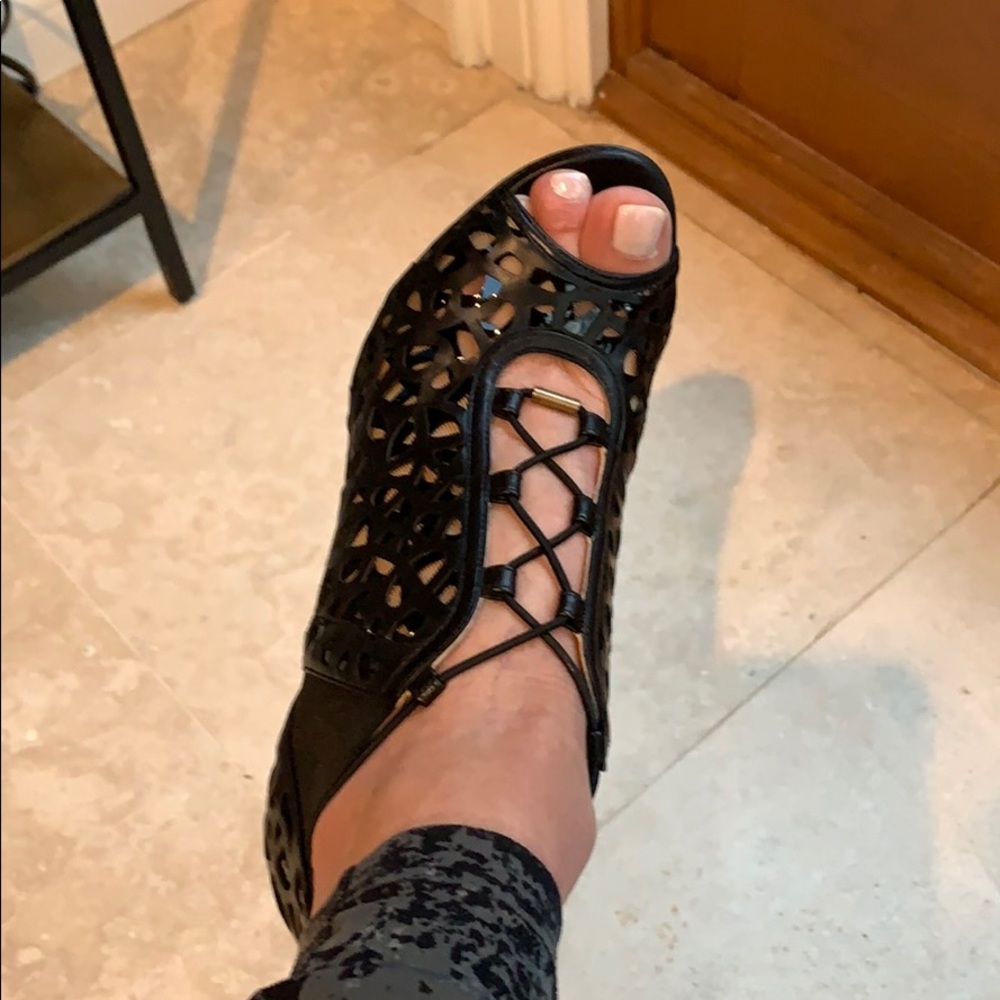Jimmy Choo NWT Laser Cut Peep Toe Bootie 38 - Picture 12 of 13